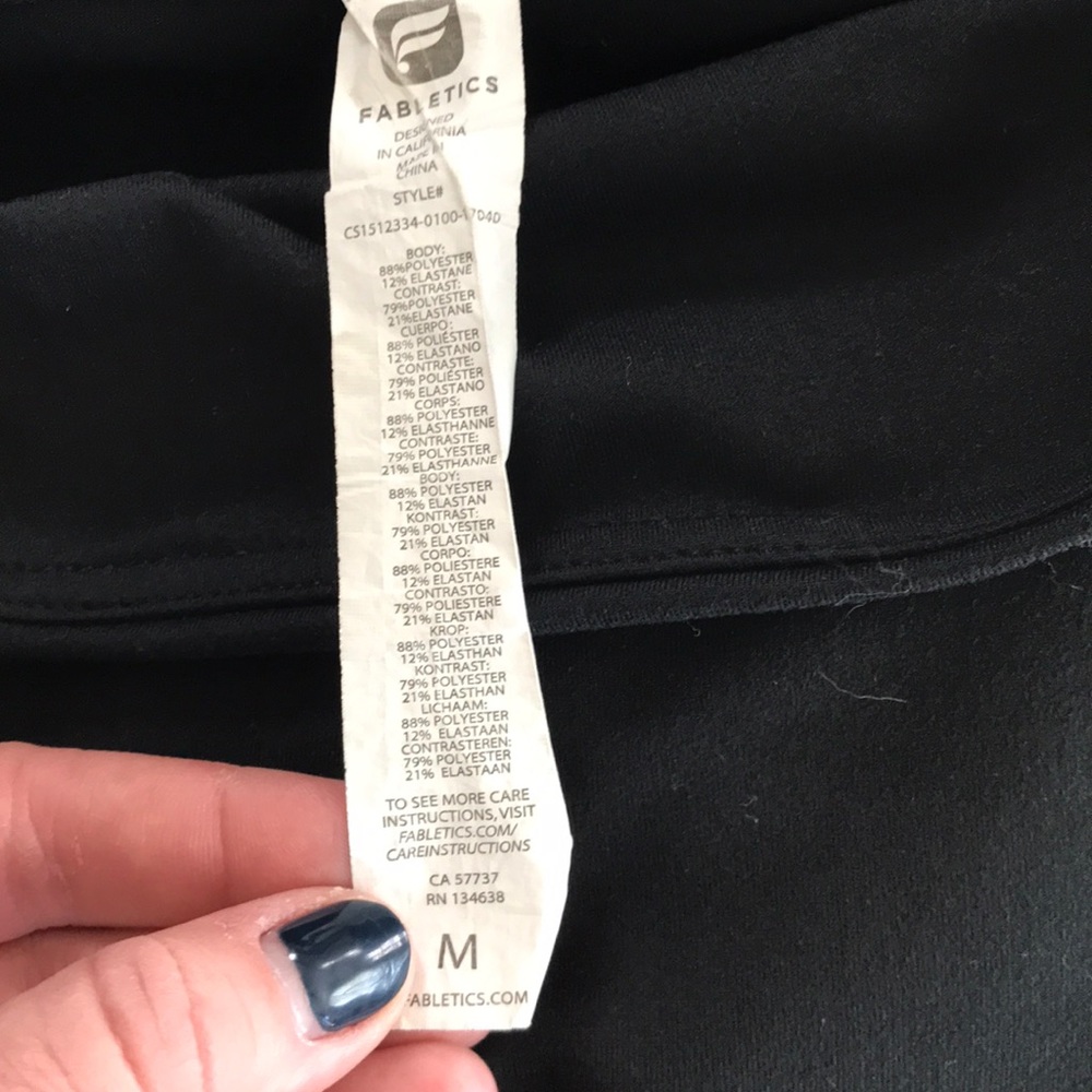 Fabletics capris - Picture 2 of 2